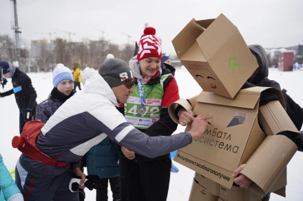Более 3000 новогодних экоигрушек: подведены итоги творческого конкурса акции «БумБатл»