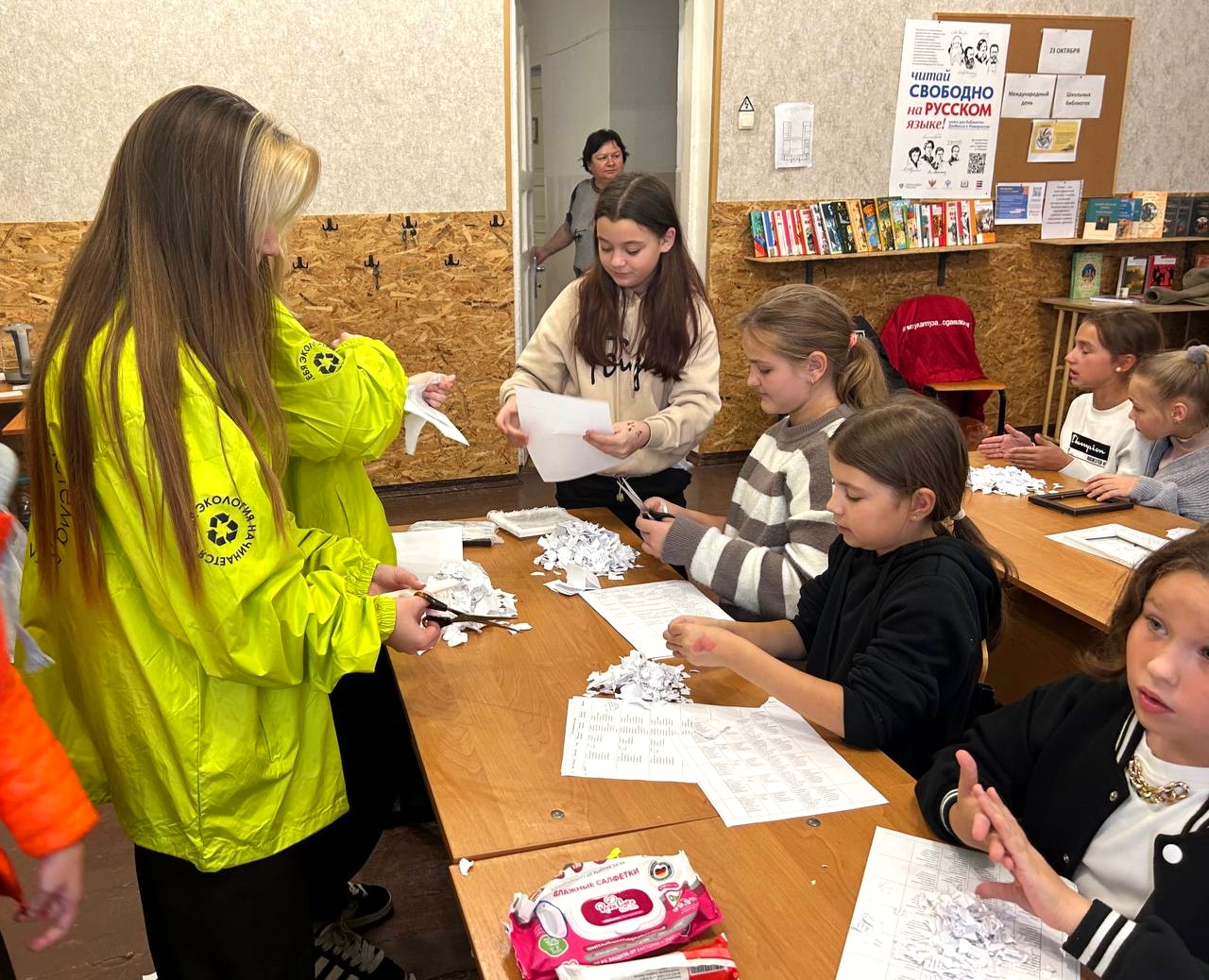 В новом сезоне «БумБатл» коллективы образовательных учреждений бьют прошлогодние рекорды по сбору макулатуры